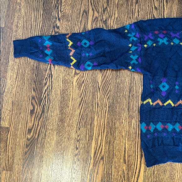 Vintage 90s Vibrant Knit Wool Sweater - Picture 6 of 10